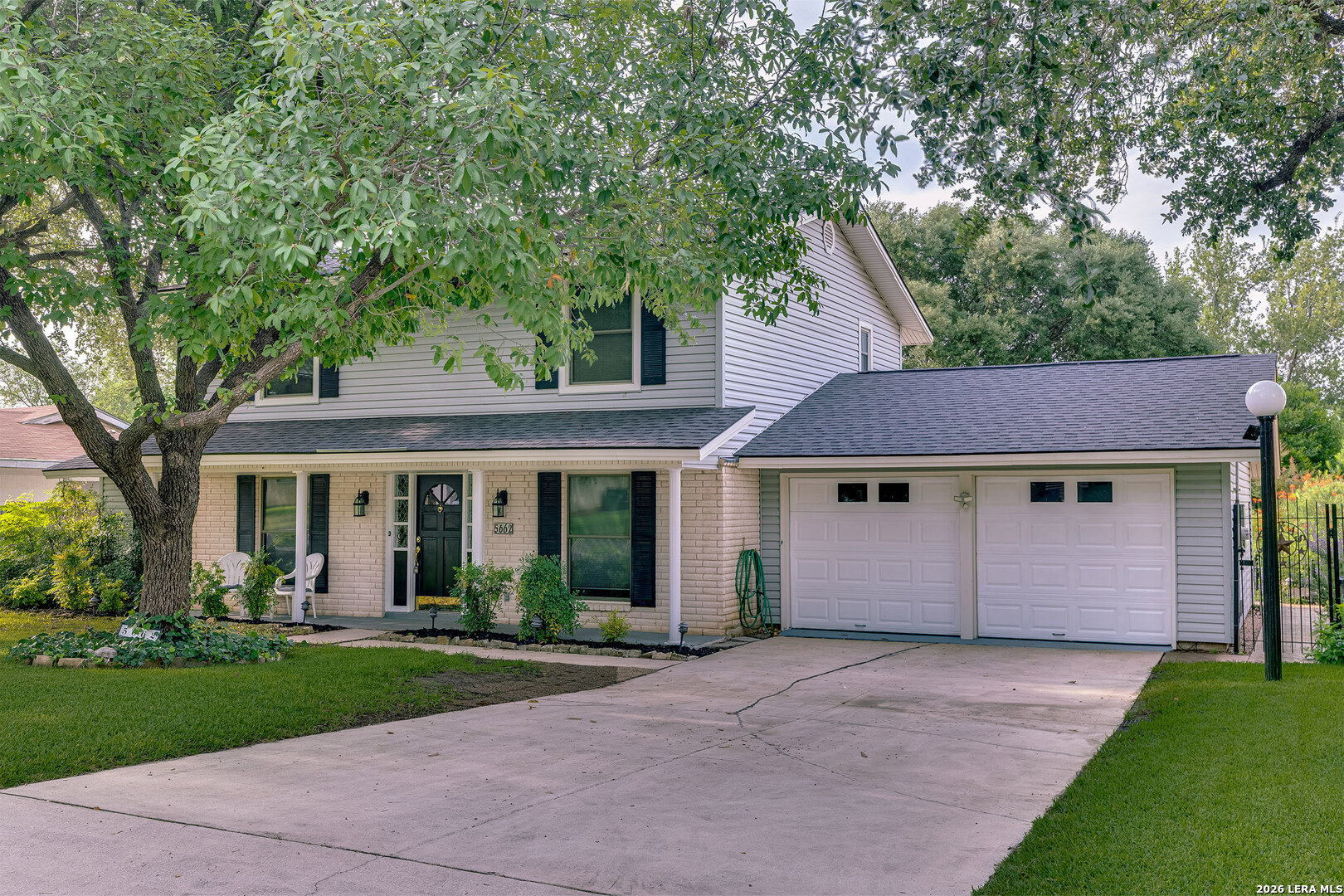 5662 Castle Glade San Antonio TX 78218