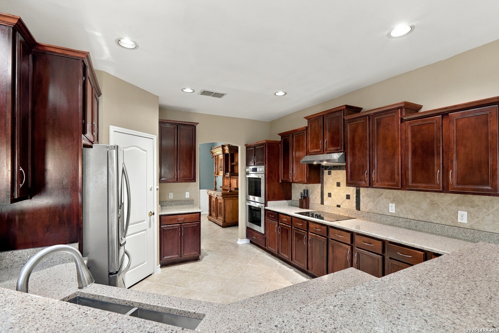 107 Lloyd Hughes San Antonio TX 78260