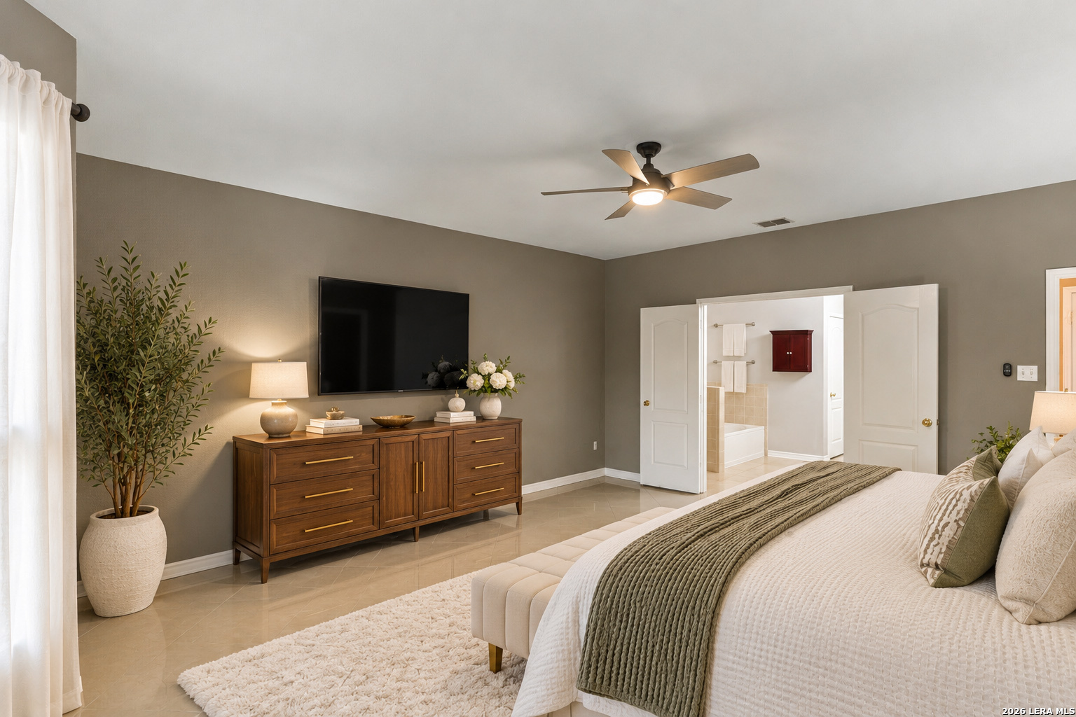 107 Lloyd Hughes San Antonio TX 78260