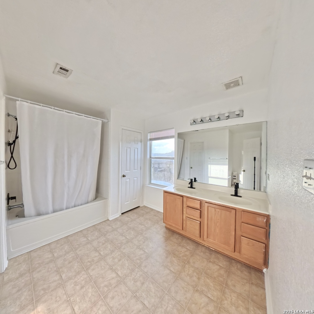 611 Sanderling San Antonio TX 78245