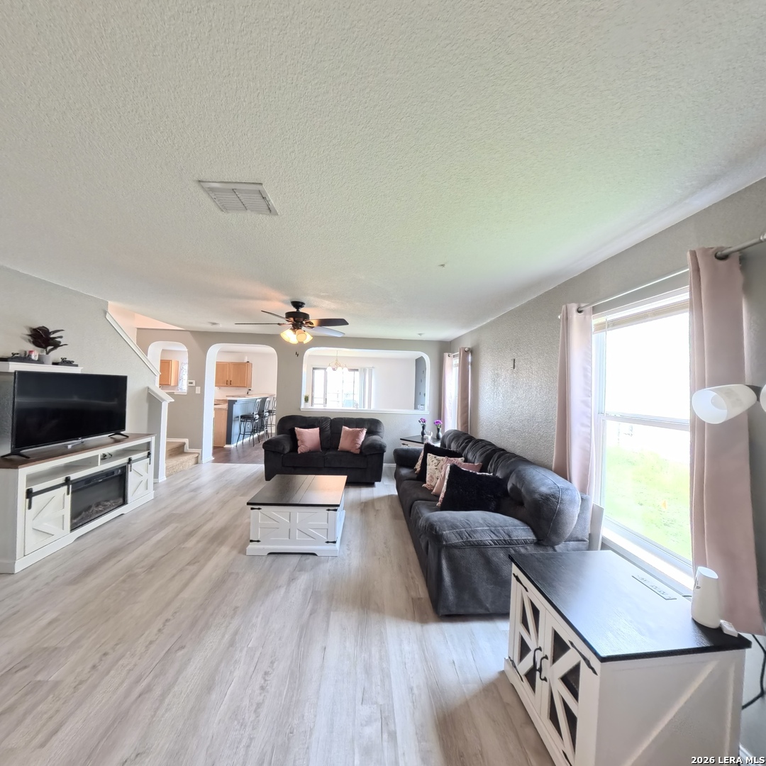 611 Sanderling San Antonio TX 78245
