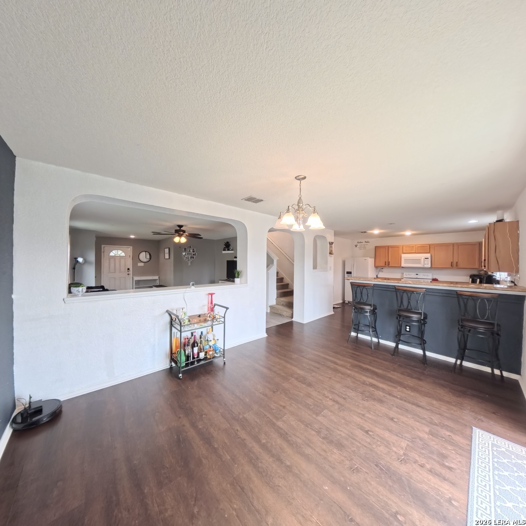 611 Sanderling San Antonio TX 78245