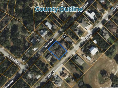 1492 Eastview Canyon Lake TX 78133