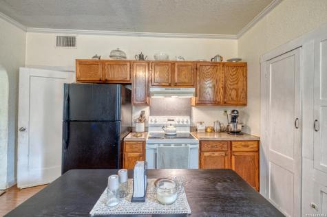 218 W Leona Street Uvalde TX 78801
