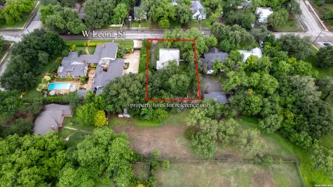 218 W Leona Street Uvalde TX 78801