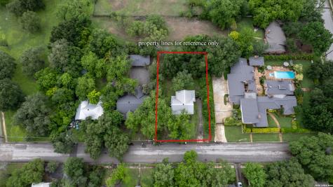 218 W Leona Street Uvalde TX 78801