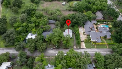 218 W Leona Street Uvalde TX 78801