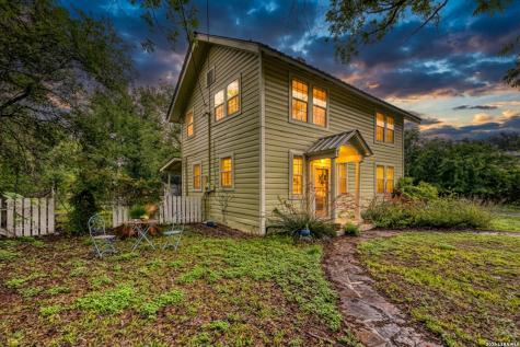 218 W Leona Street Uvalde TX 78801