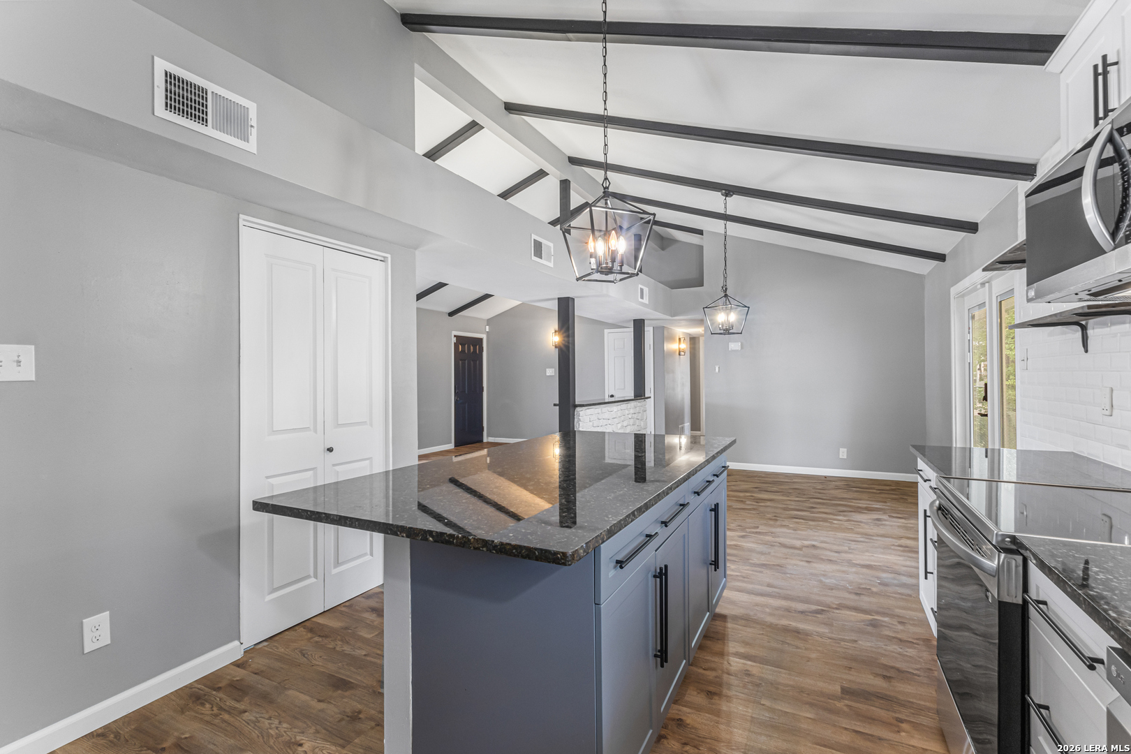 330 Whitecliff Drive San Antonio TX 78227