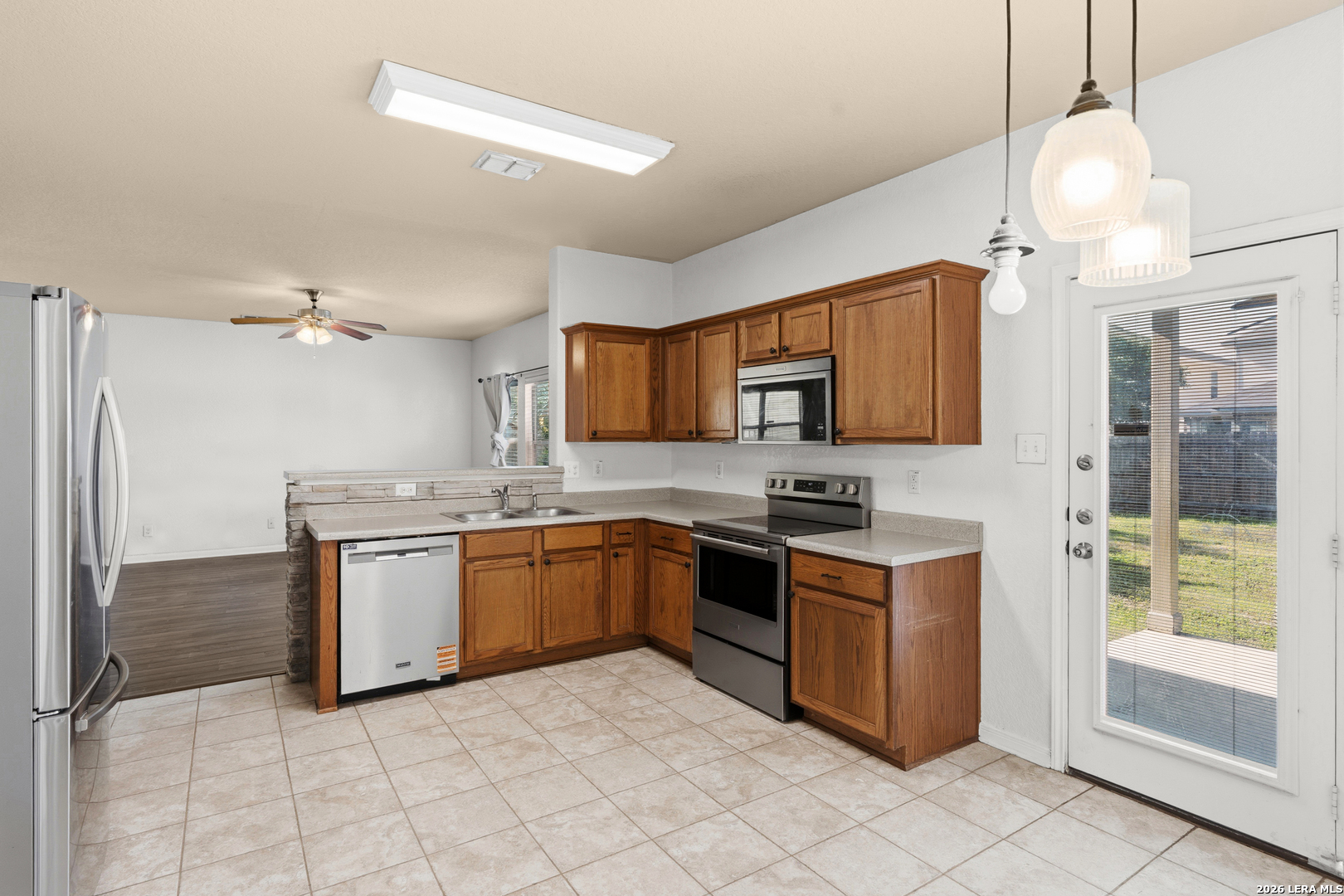 10232 Villa Del Lago San Antonio TX 78245