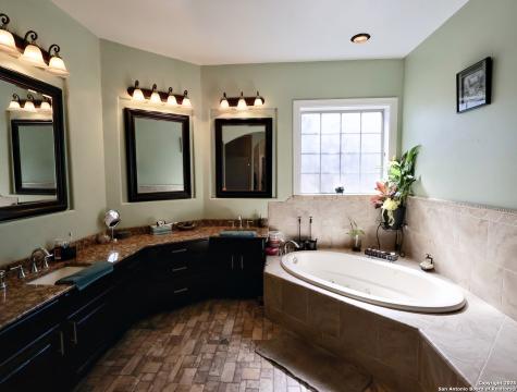 13115 N Sh 16 Poteet TX 78065