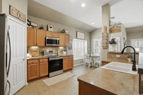 609 Silo Street Schertz TX 78154