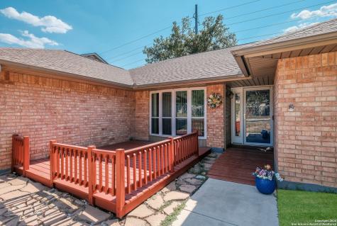 8606 Oak Timber Street San Antonio TX 78251