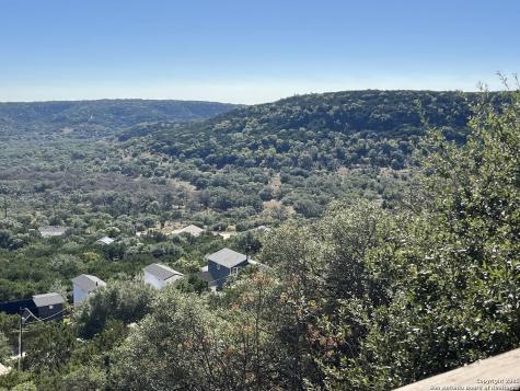 820 Hill Top Canyon Lake TX 78133