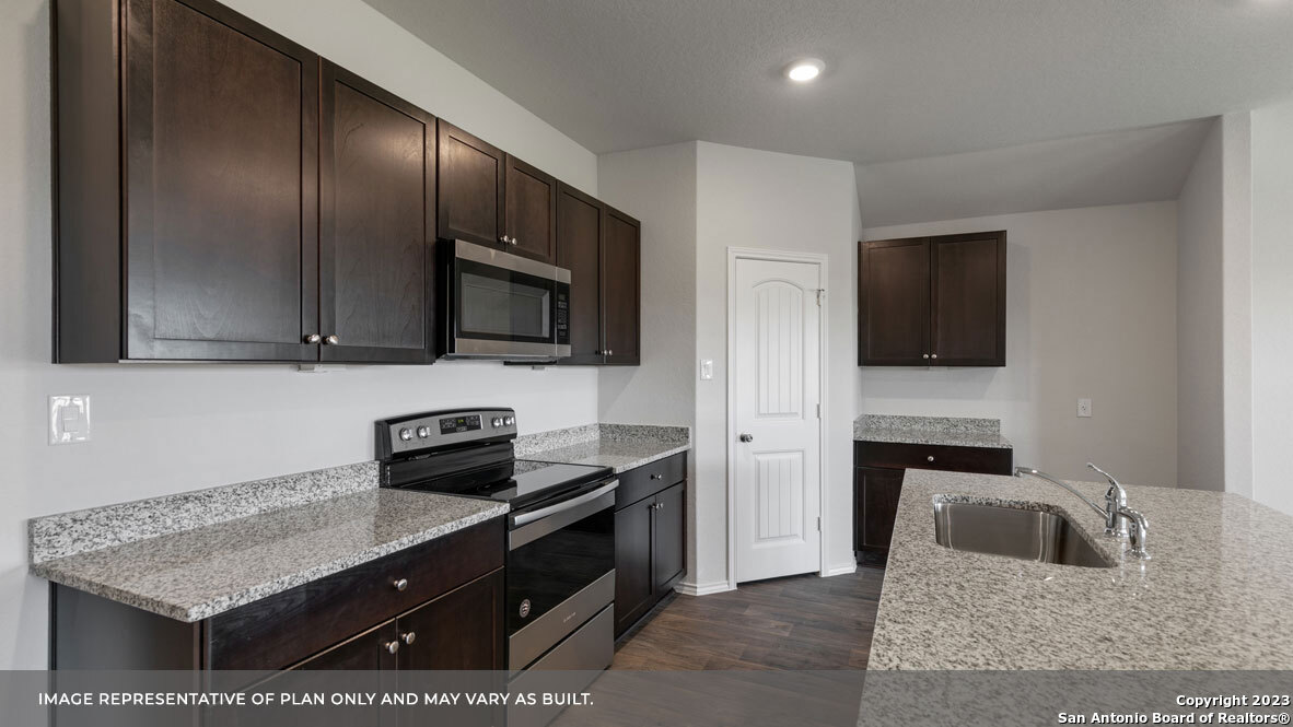 708 Peccary Place Seguin TX 78155
