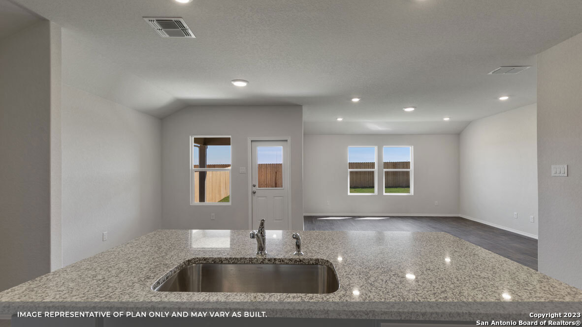 708 Peccary Place Seguin TX 78155