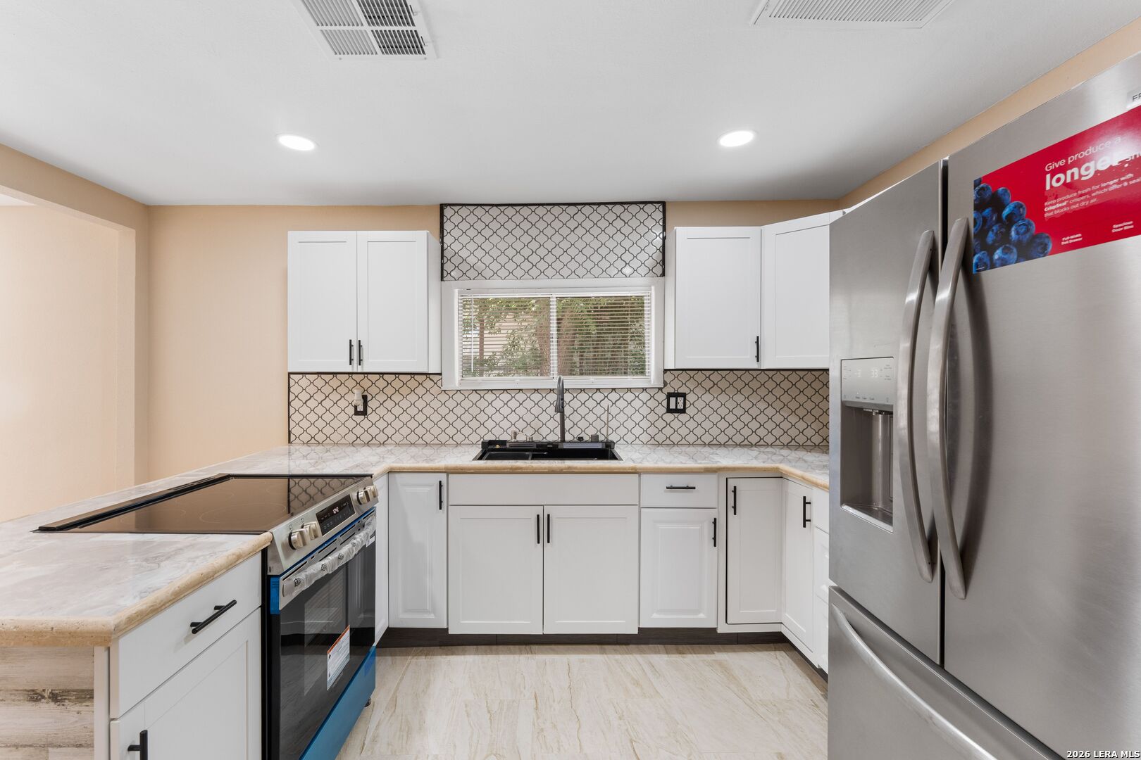 537 N San Gabriel San Antonio TX 78228