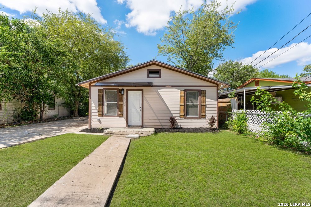 537 N San Gabriel San Antonio TX 78228