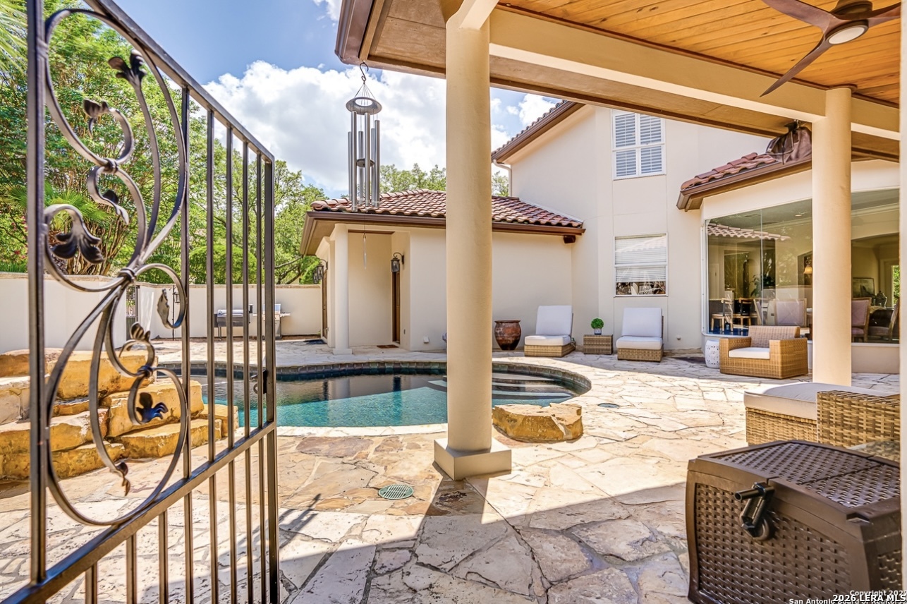 1 Belcourt Place San Antonio TX 78257