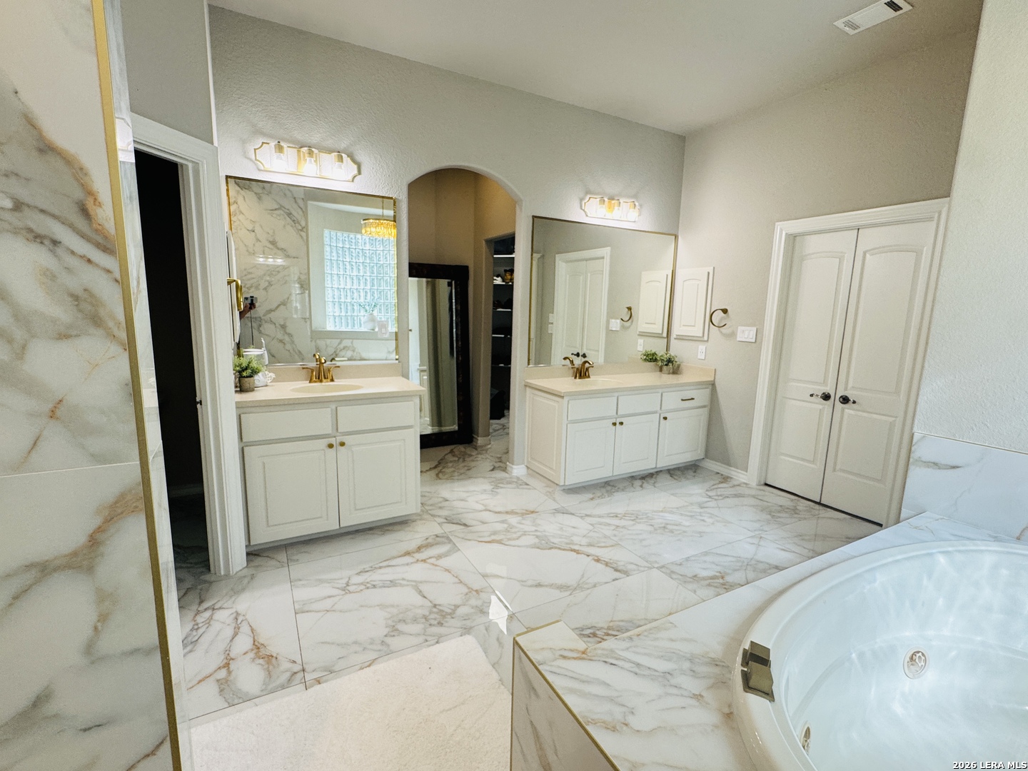 1 Belcourt Place San Antonio TX 78257