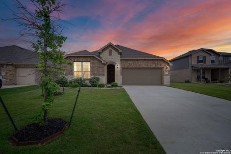 649 Ridgeport Avenue New Braunfels TX 78130