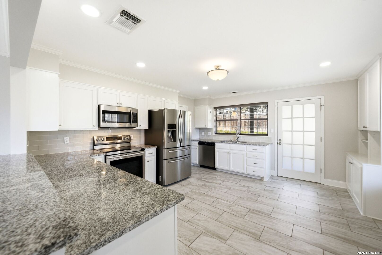 1300 Warbler Drive Kerrville TX 78028
