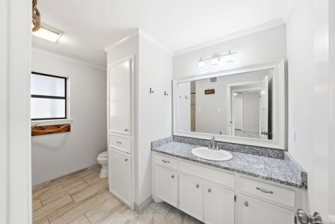 1300 Warbler Drive Kerrville TX 78028