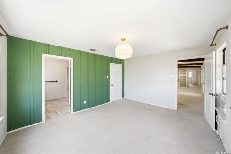 1300 Warbler Drive Kerrville TX 78028
