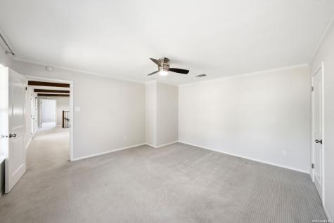 1300 Warbler Drive Kerrville TX 78028