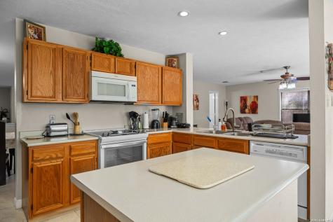 7519 Waketon San Antonio TX 78250