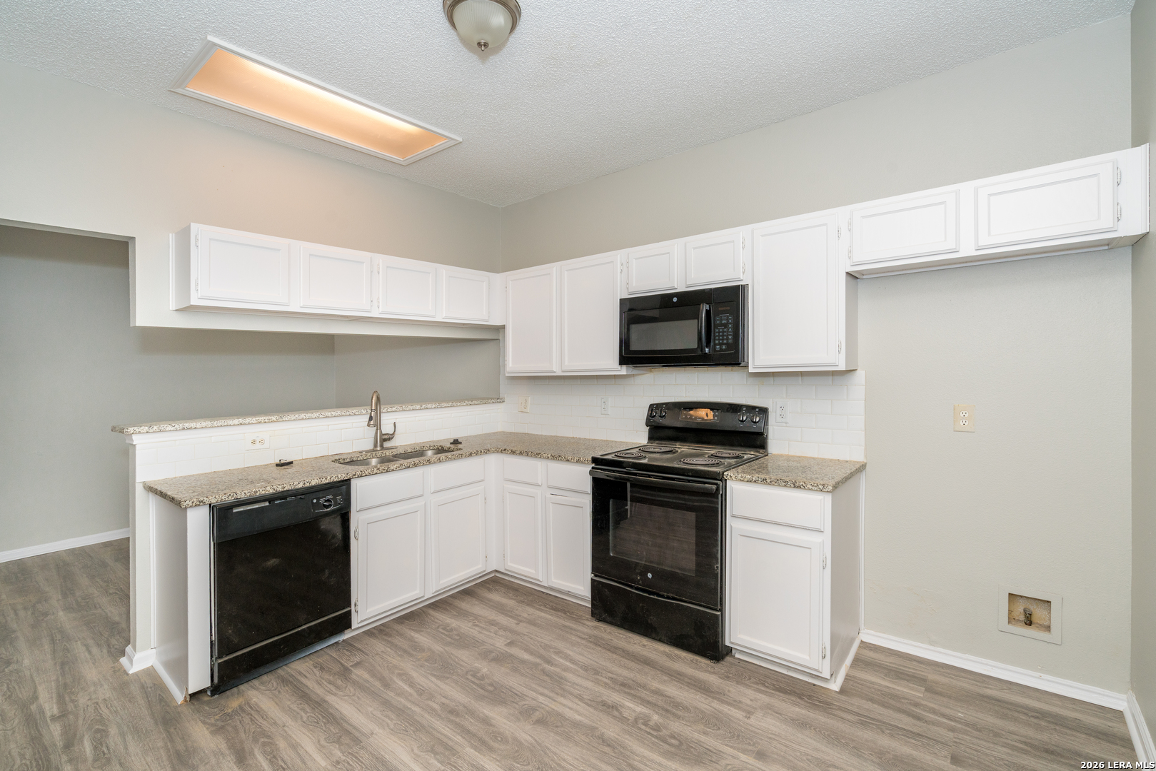 2826 Village Parkway San Antonio TX 78251