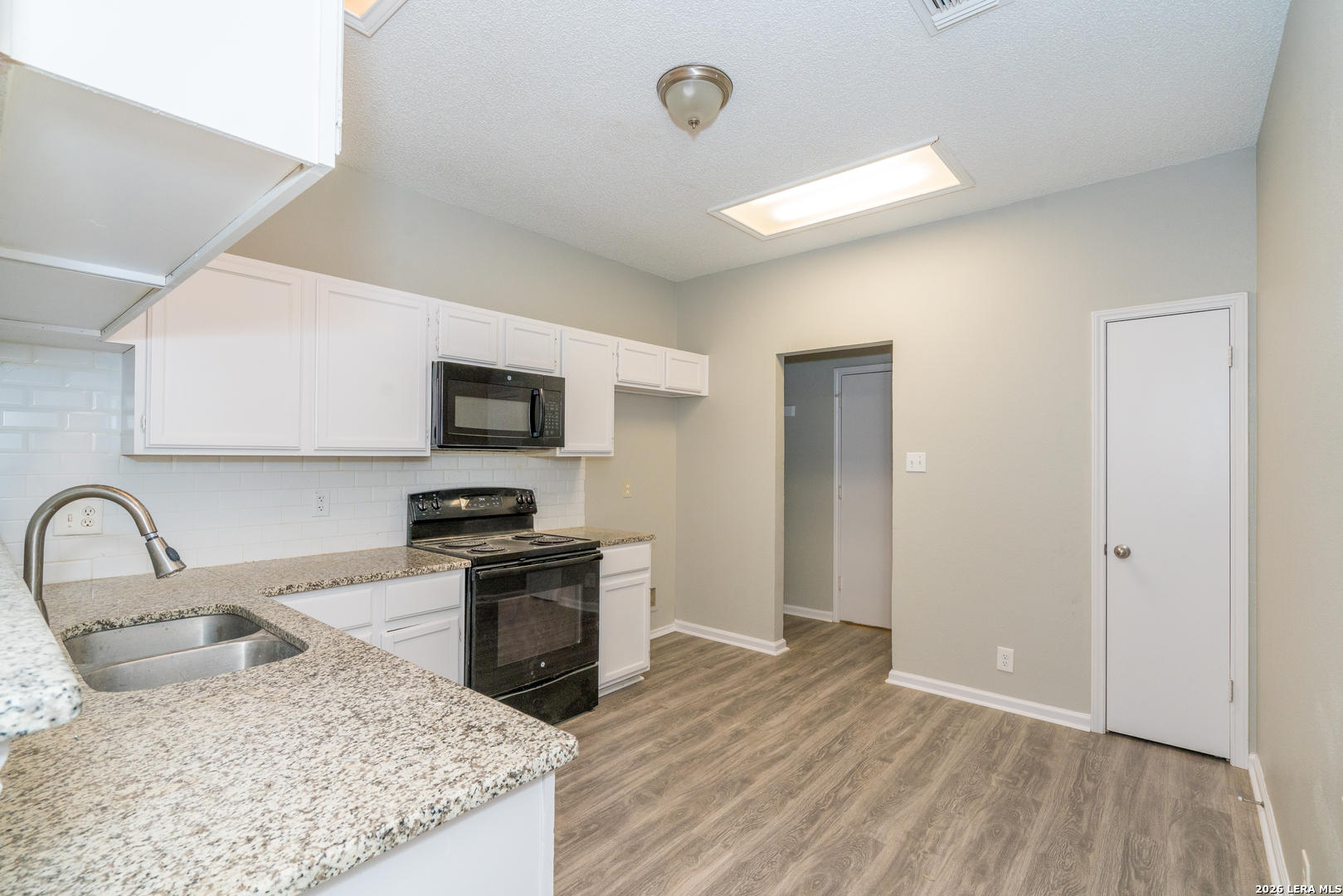 2826 Village Parkway San Antonio TX 78251