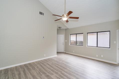 2826 Village Parkway San Antonio TX 78251