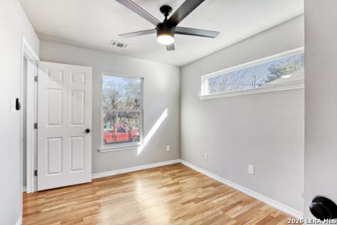 323 Moselle San Antonio TX 78237