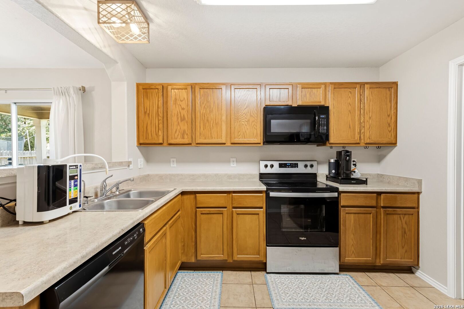 9235 Silver Vista San Antonio TX 78254
