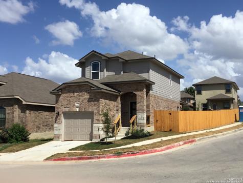 1334 Kingbird Court San Antonio TX 78245