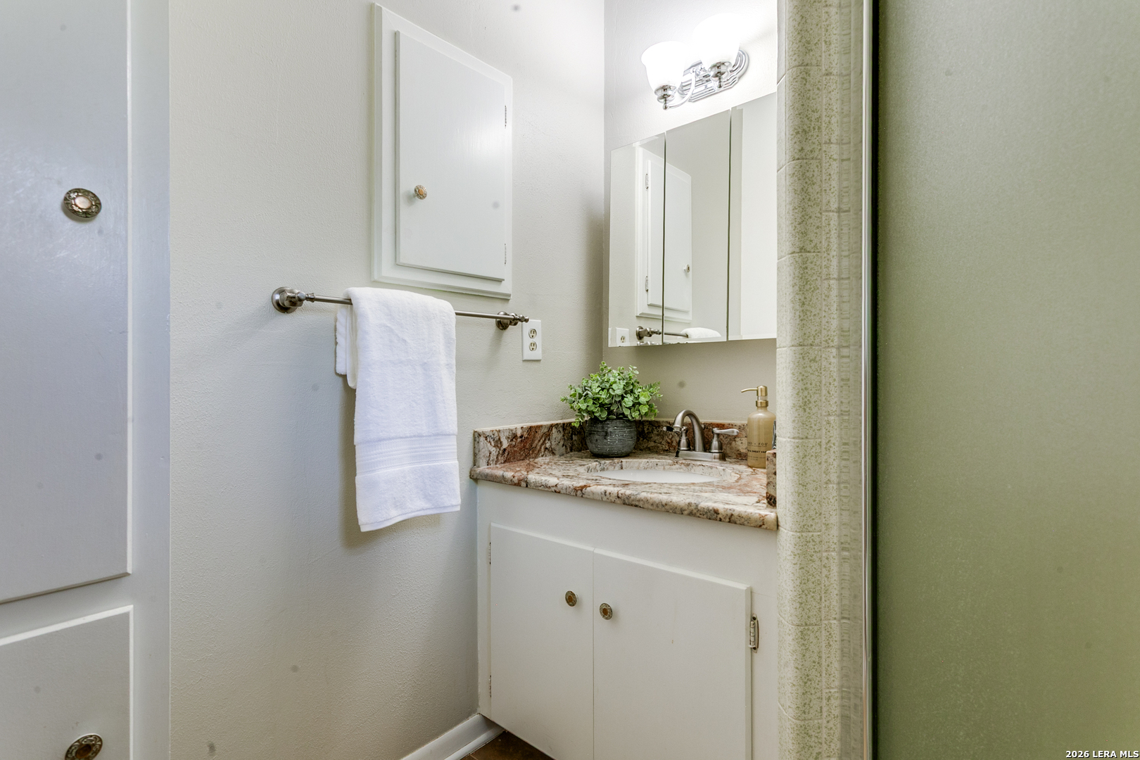 17218 Happy Hollow San Antonio TX 78232