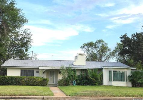 905 Tilden Cotulla TX 78014