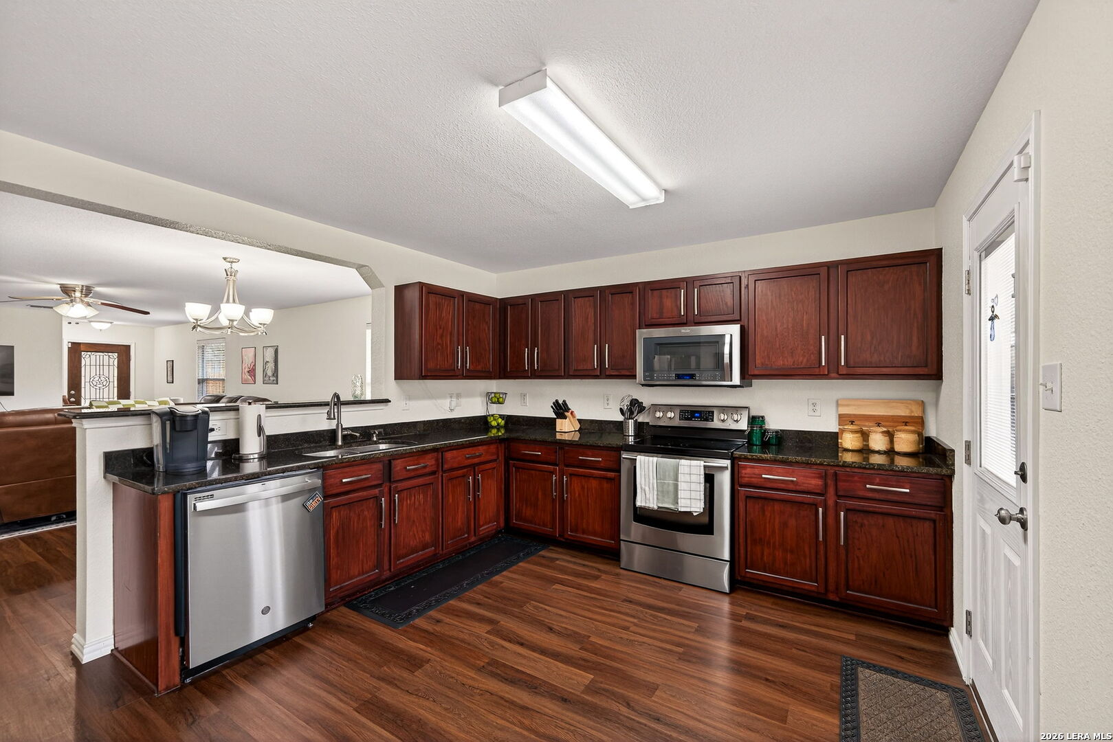 7942 Ruidoso Chase Selma TX 78154