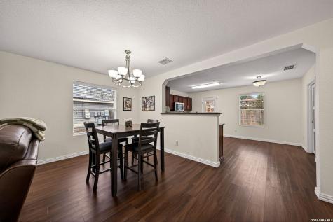 7942 Ruidoso Chase Selma TX 78154