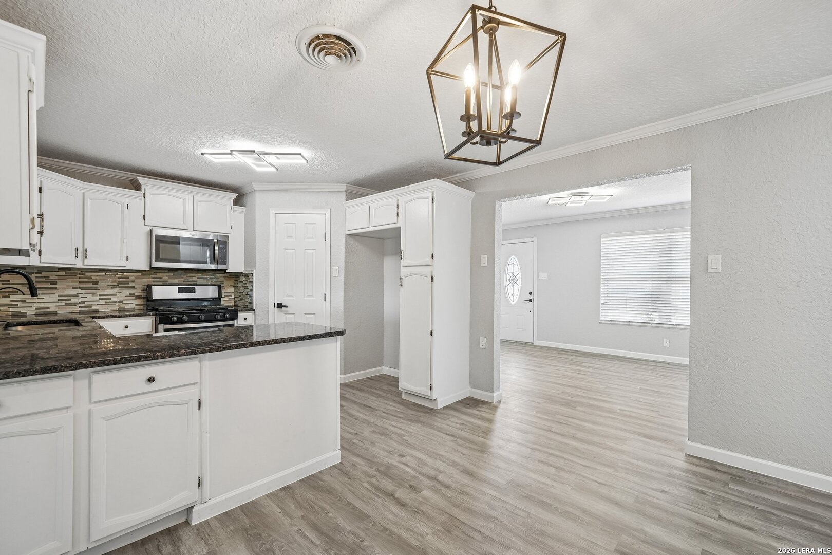 554 Kate Schenck Avenue San Antonio TX 78223