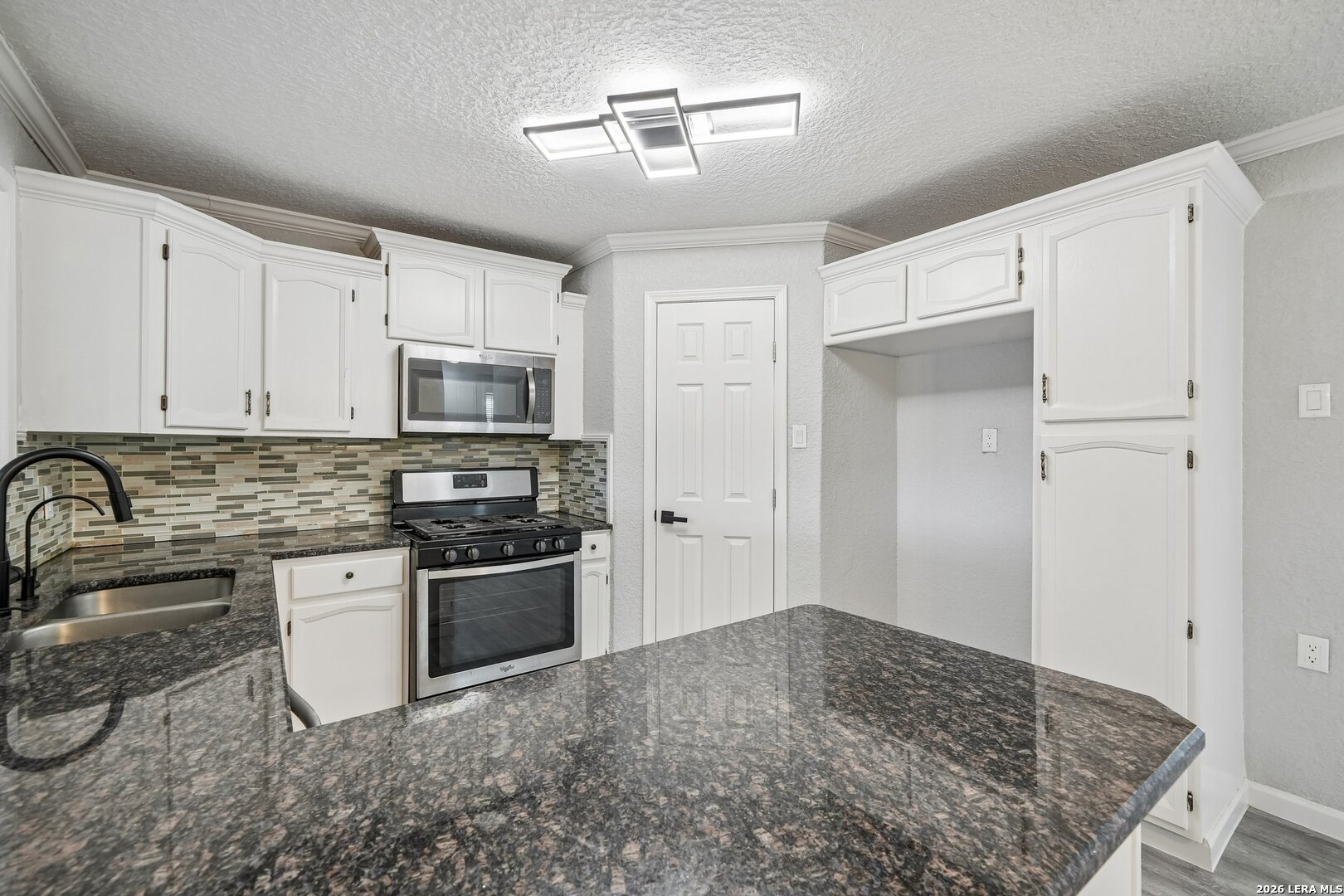 554 Kate Schenck Avenue San Antonio TX 78223