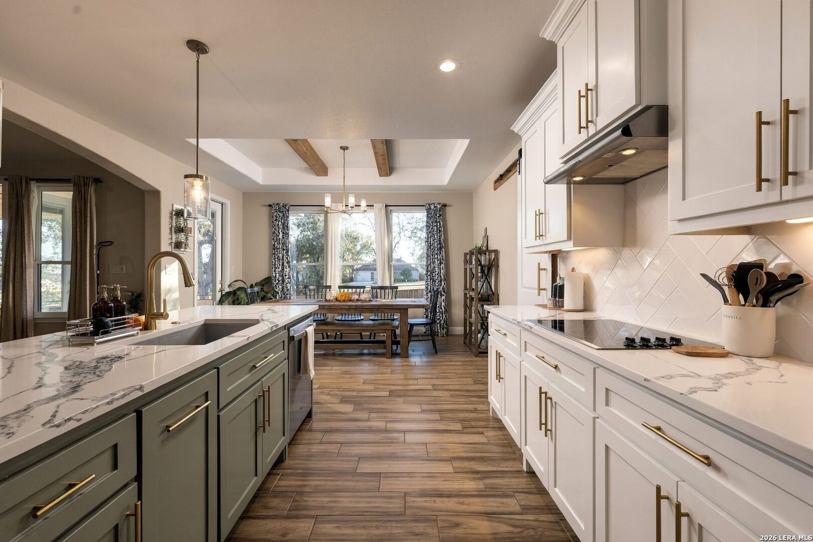 181 W Magnolia Circle La Vernia TX 78121