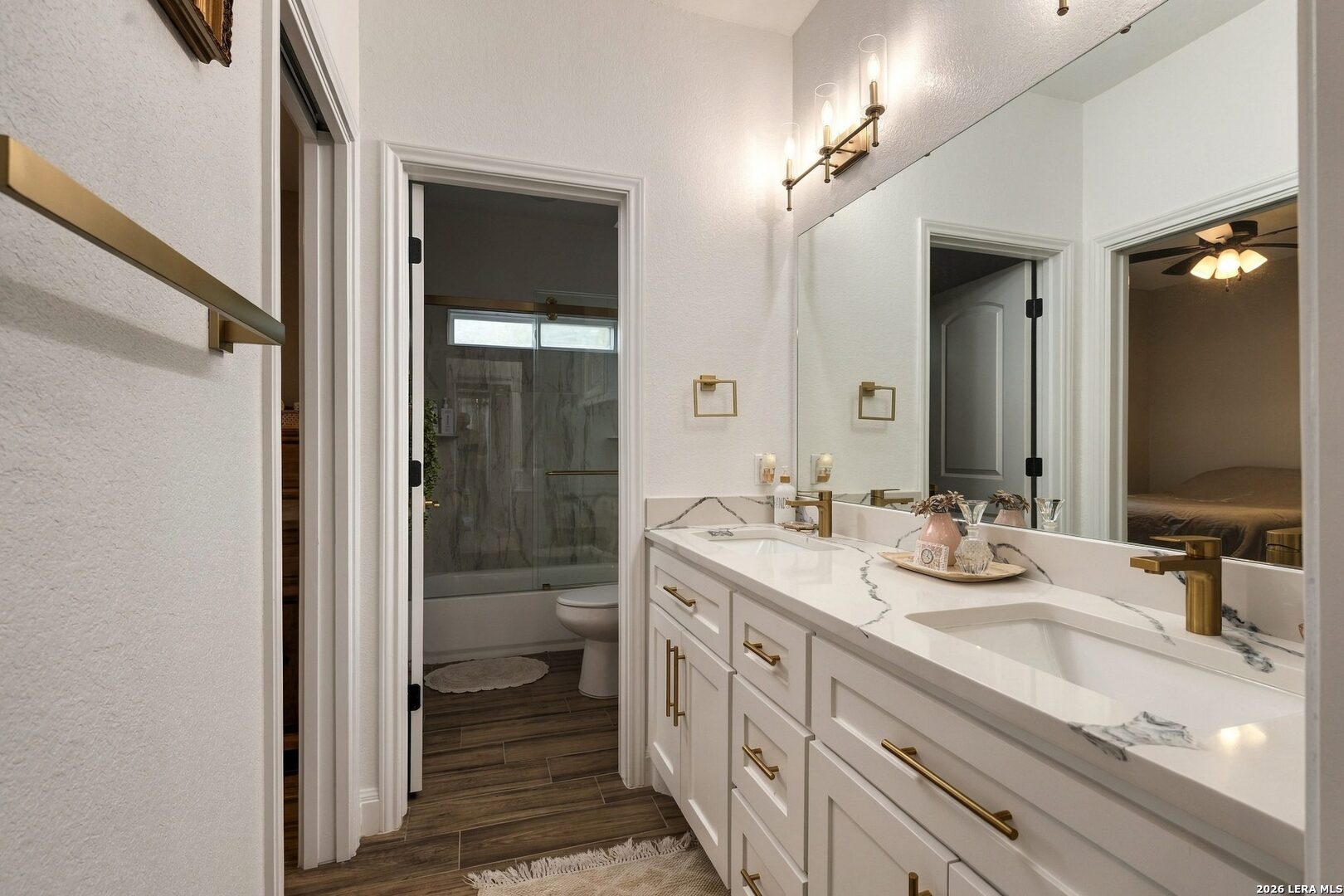 181 W Magnolia Circle La Vernia TX 78121