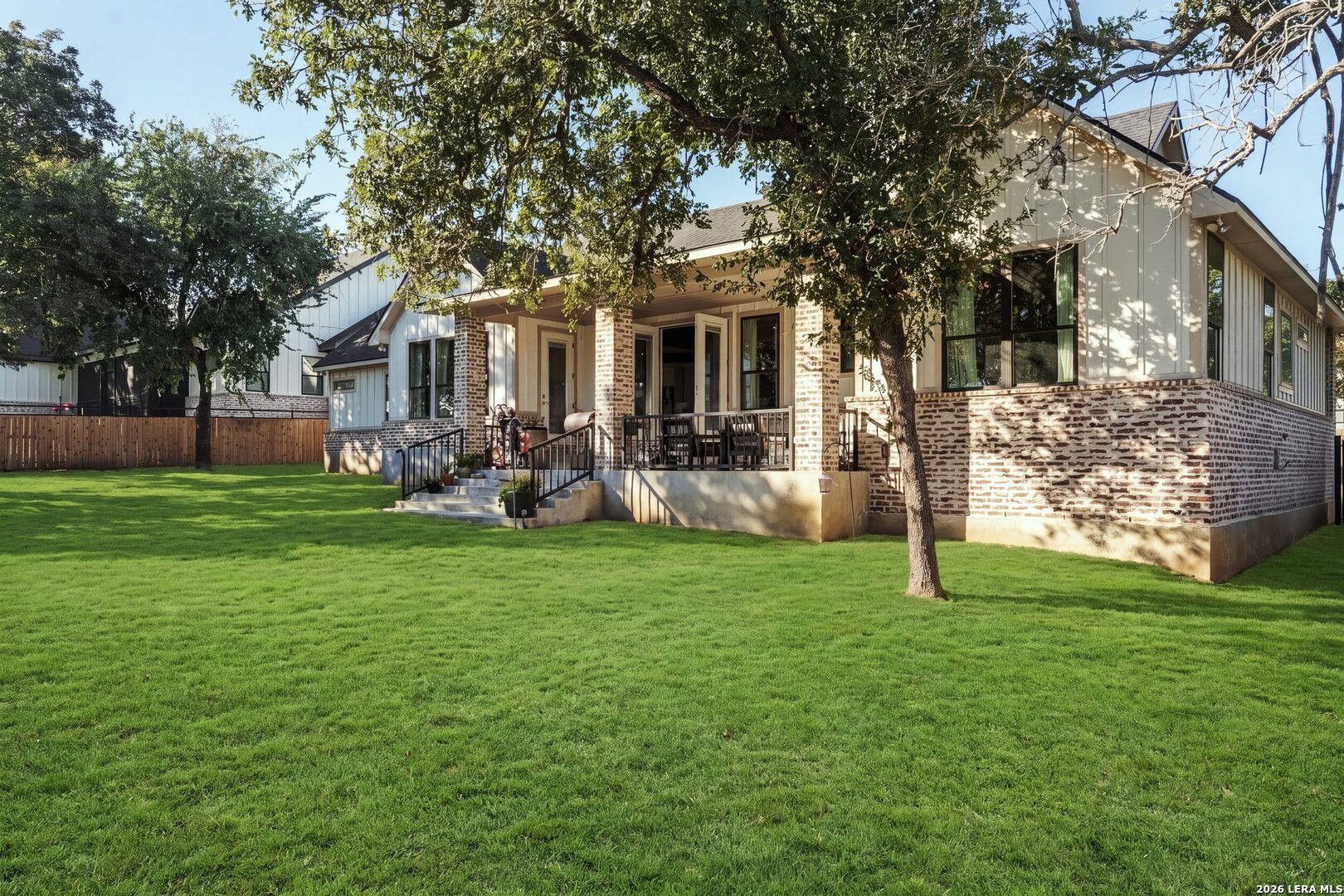 181 W Magnolia Circle La Vernia TX 78121