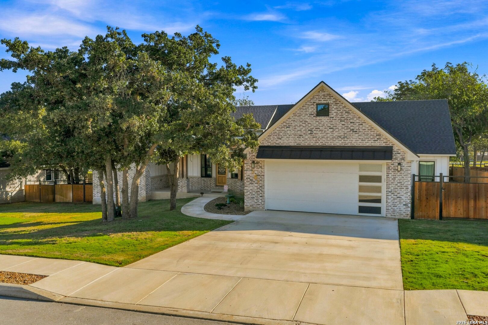 181 W Magnolia Circle La Vernia TX 78121