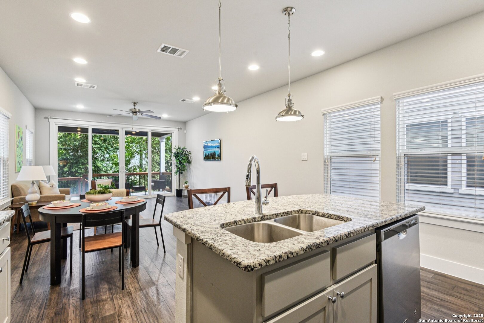 445 Natalen San Antonio TX 78209