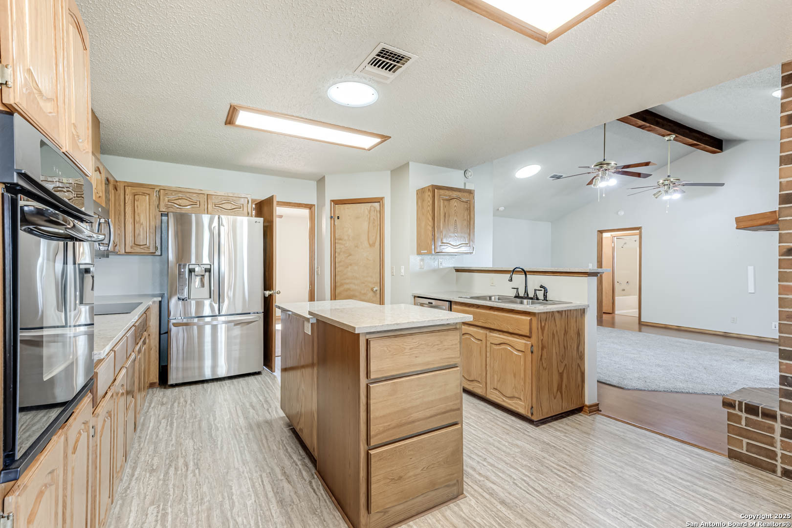 2454 Island View Canyon Lake TX 78133