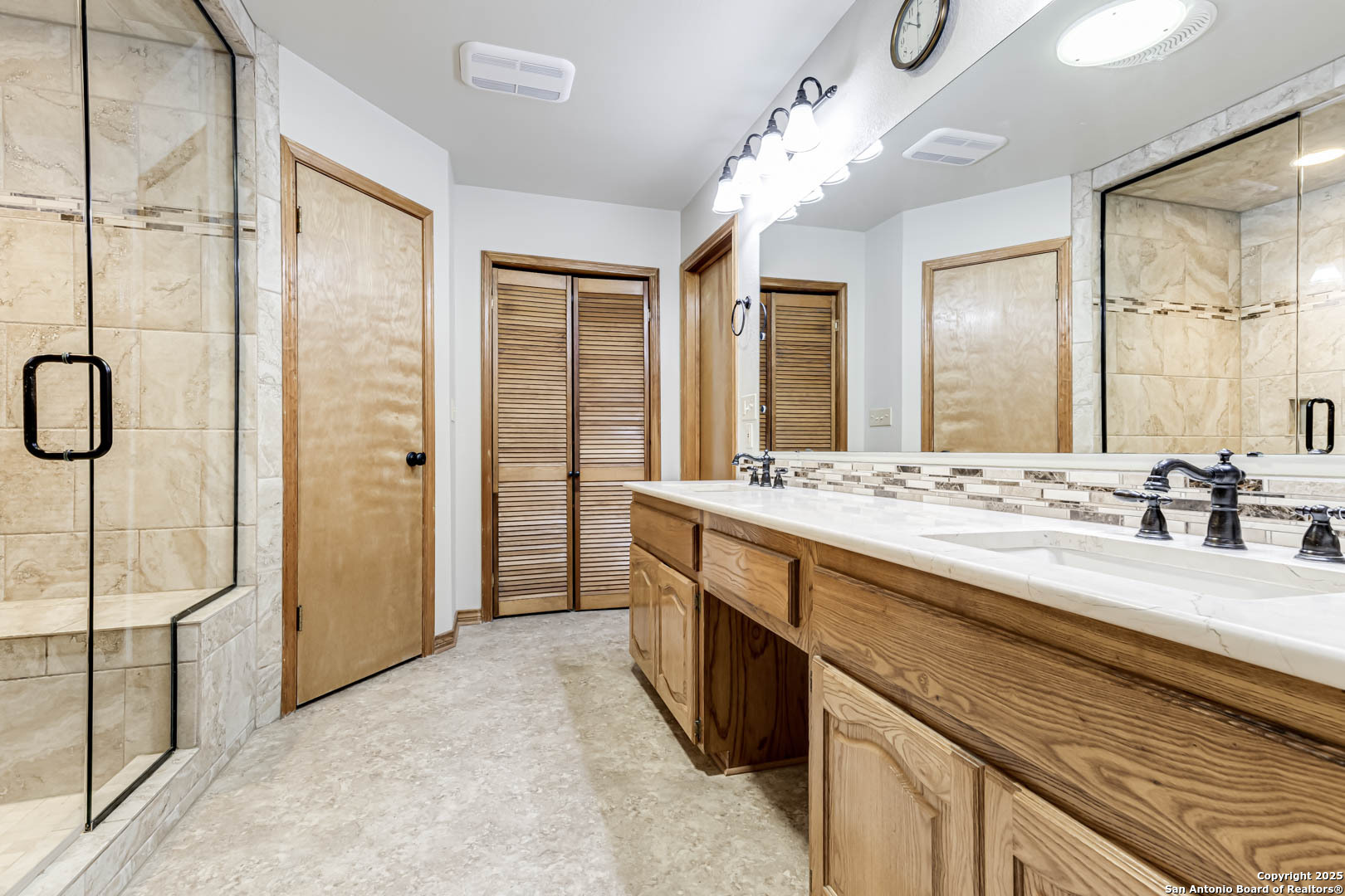 2454 Island View Canyon Lake TX 78133