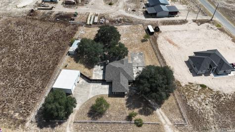 706 Sunrise La Vernia TX 78121